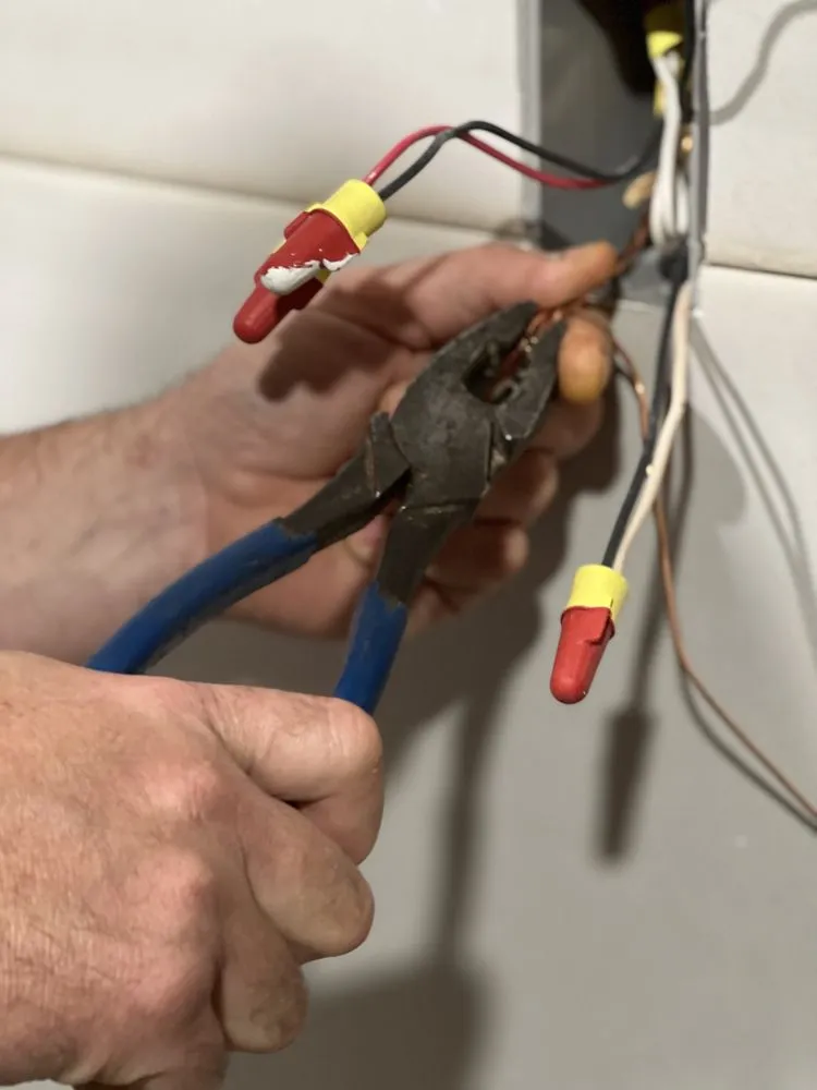 Slide of Soda Valley Electrical Services