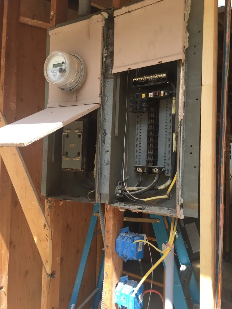 Slide of Solano Electric