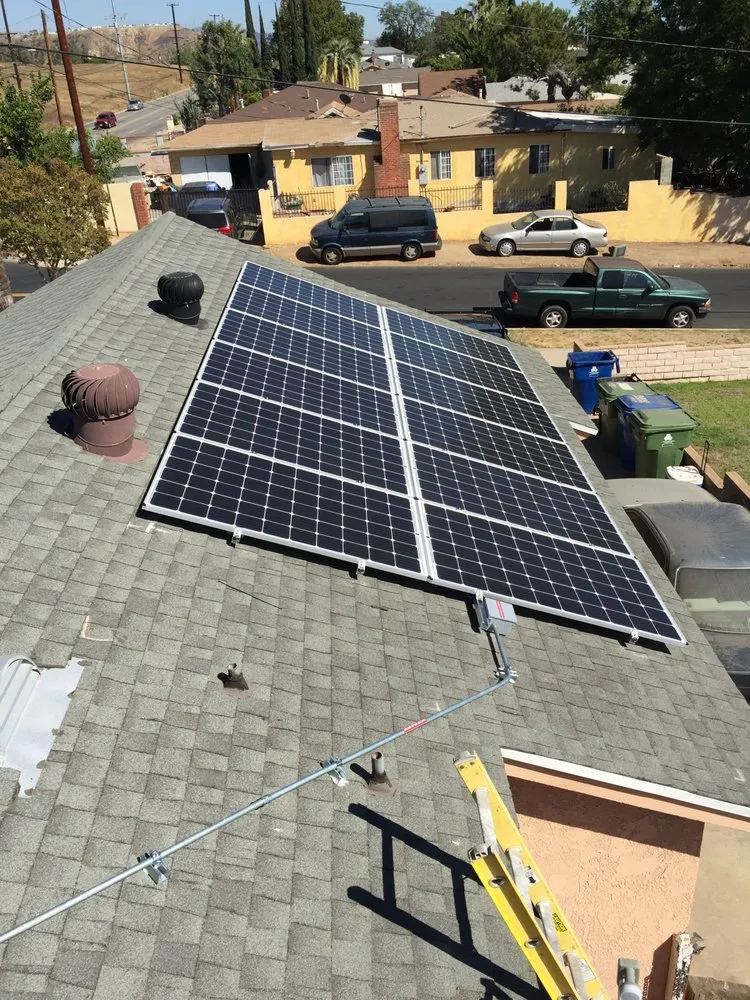 Emergency electrician providing emergency electrical service in ,