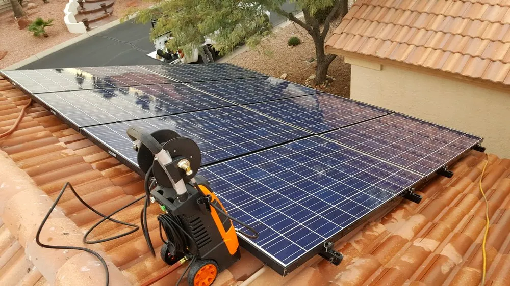 Certified electrician providing emergency electrical service in , 