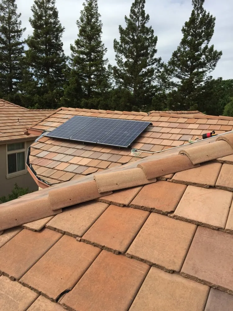 Slide of Solar Electric Pros