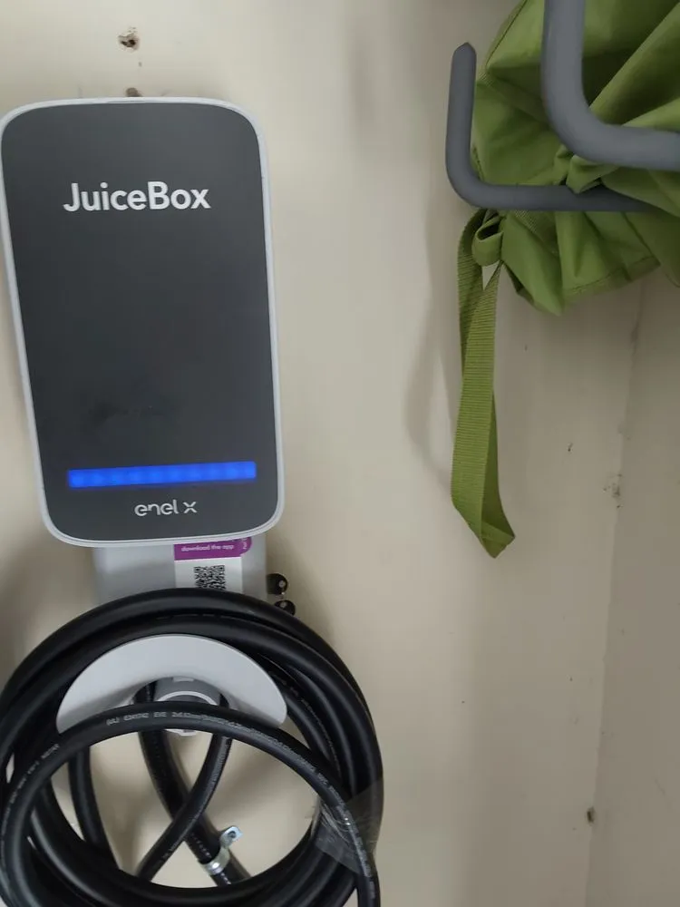 Slide of Solar Electric Pros