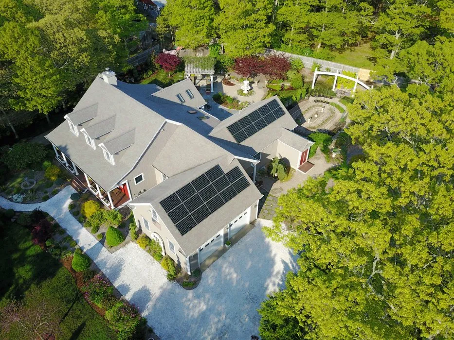 Affordable electrician providing emergency electrical service in Mashpee, MA - Solar Rising