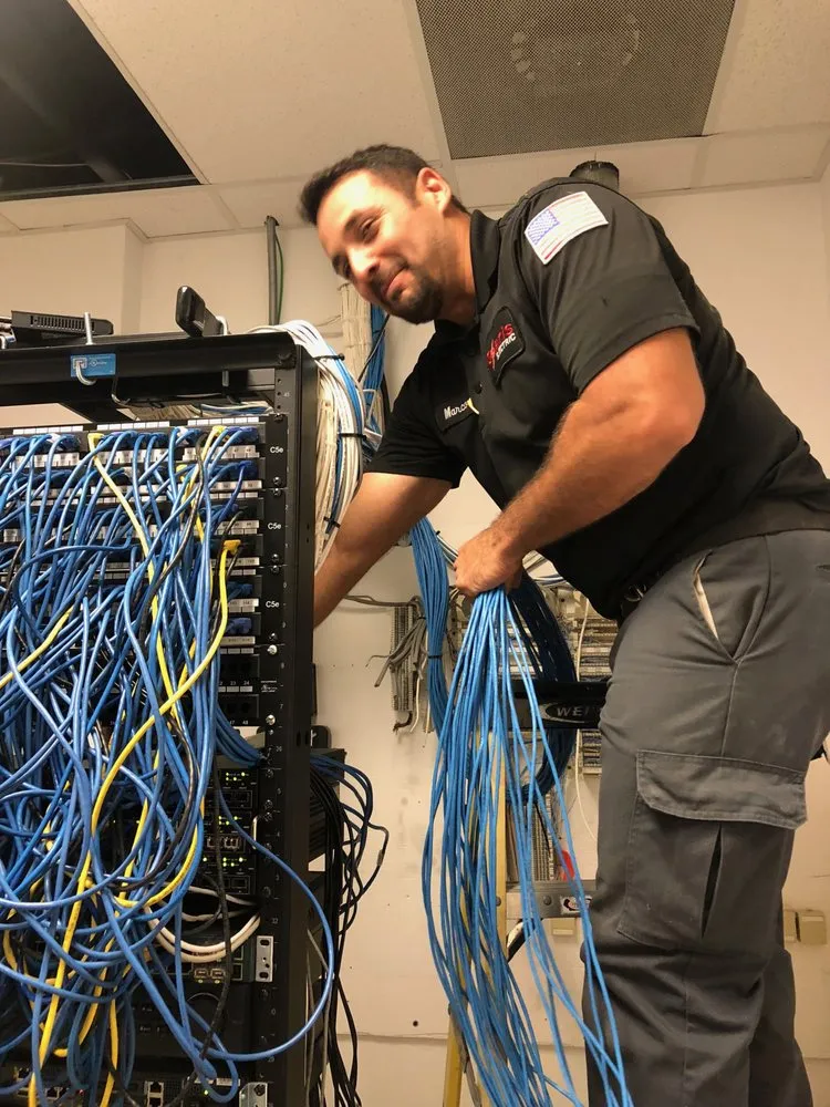 Slide of Solaris Electric