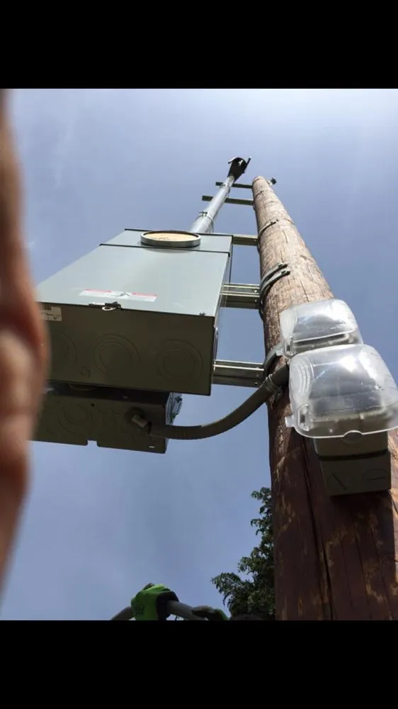 Slide of Solarside Electric