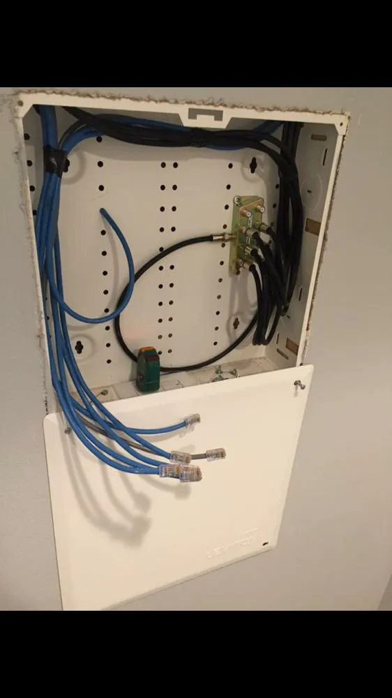 Slide of Solarside Electric