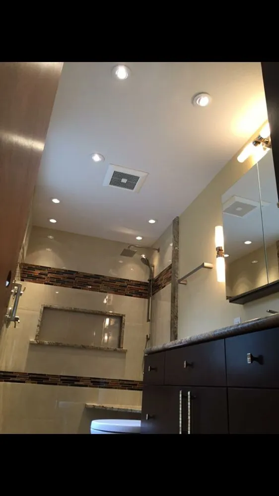 Slide of Solarside Electric