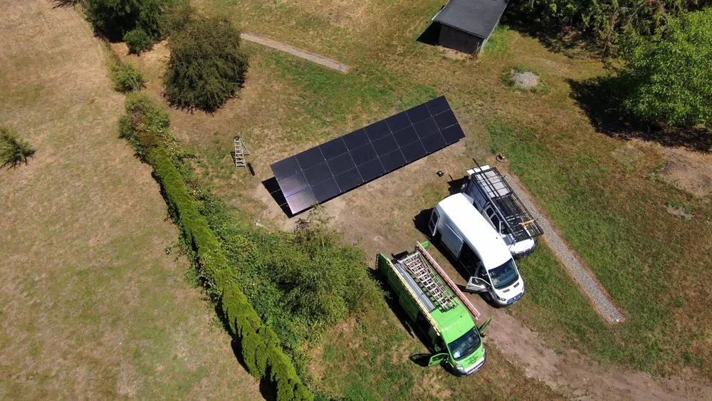 Slide of Solarside Electric