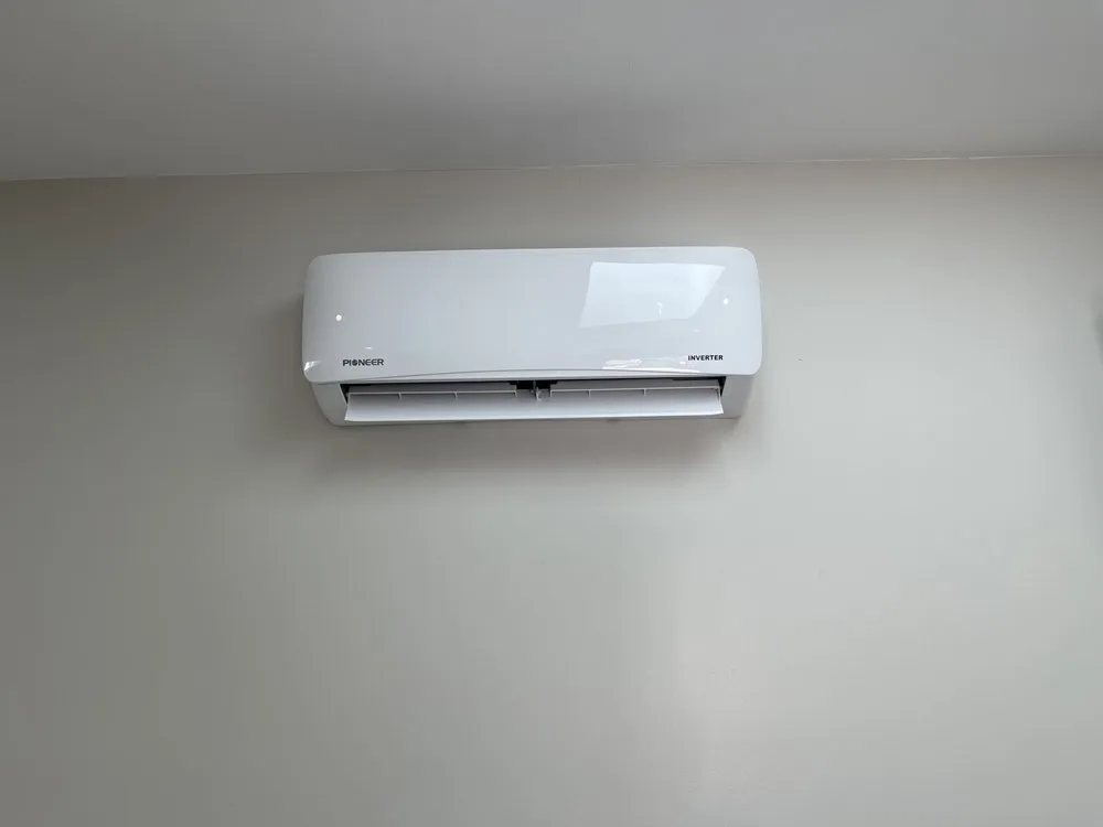 Slide of Solid Electric