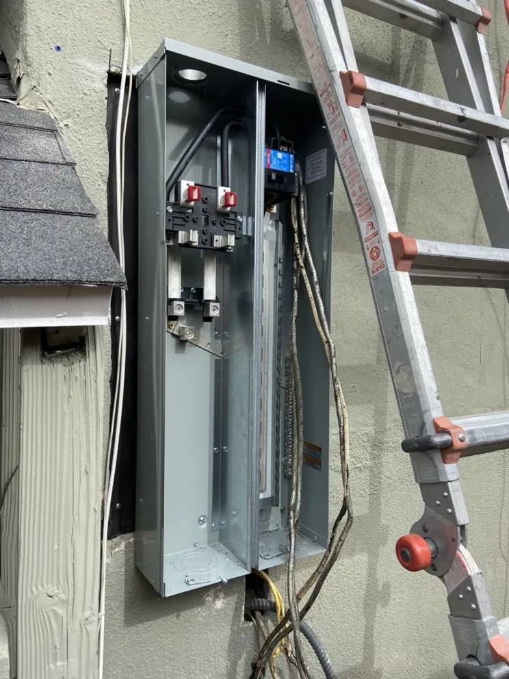 Slide of Solion Energy