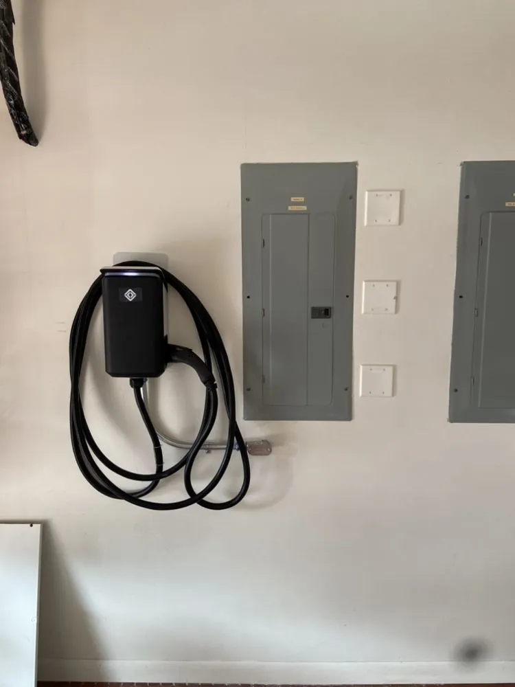 Slide of Solion Energy