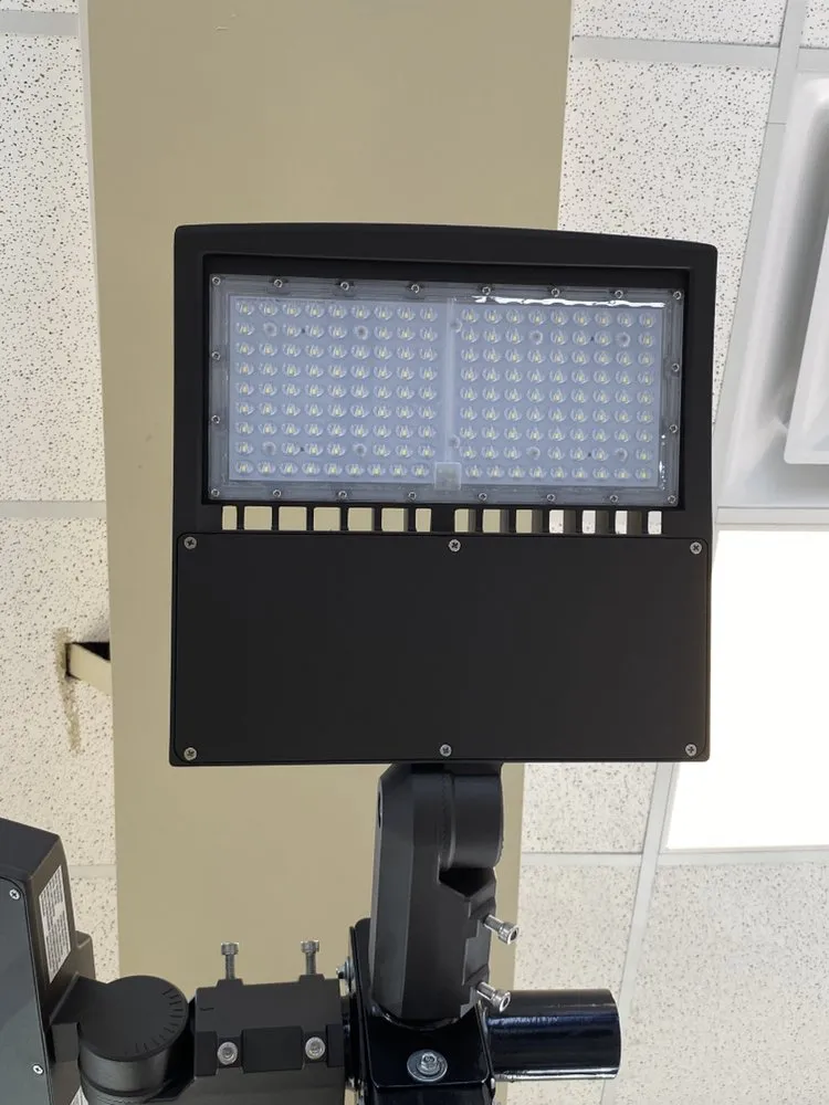 Slide of Solis Electric