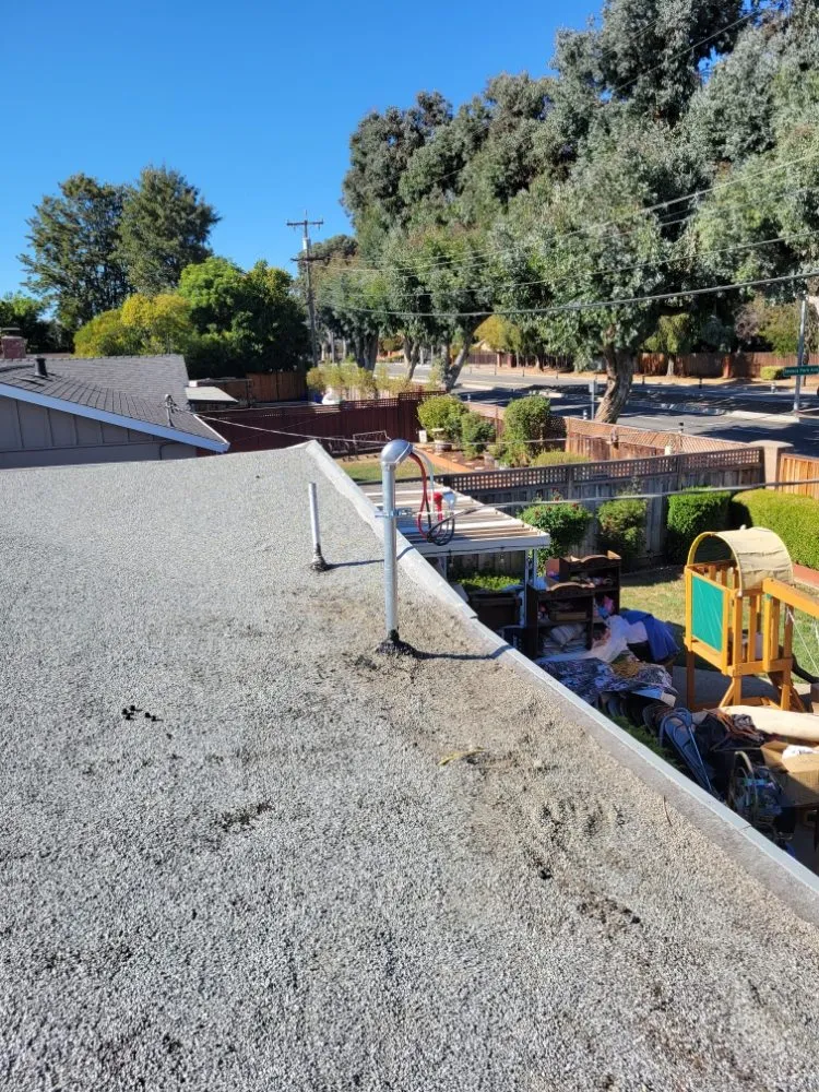 Slide of Solis Electric