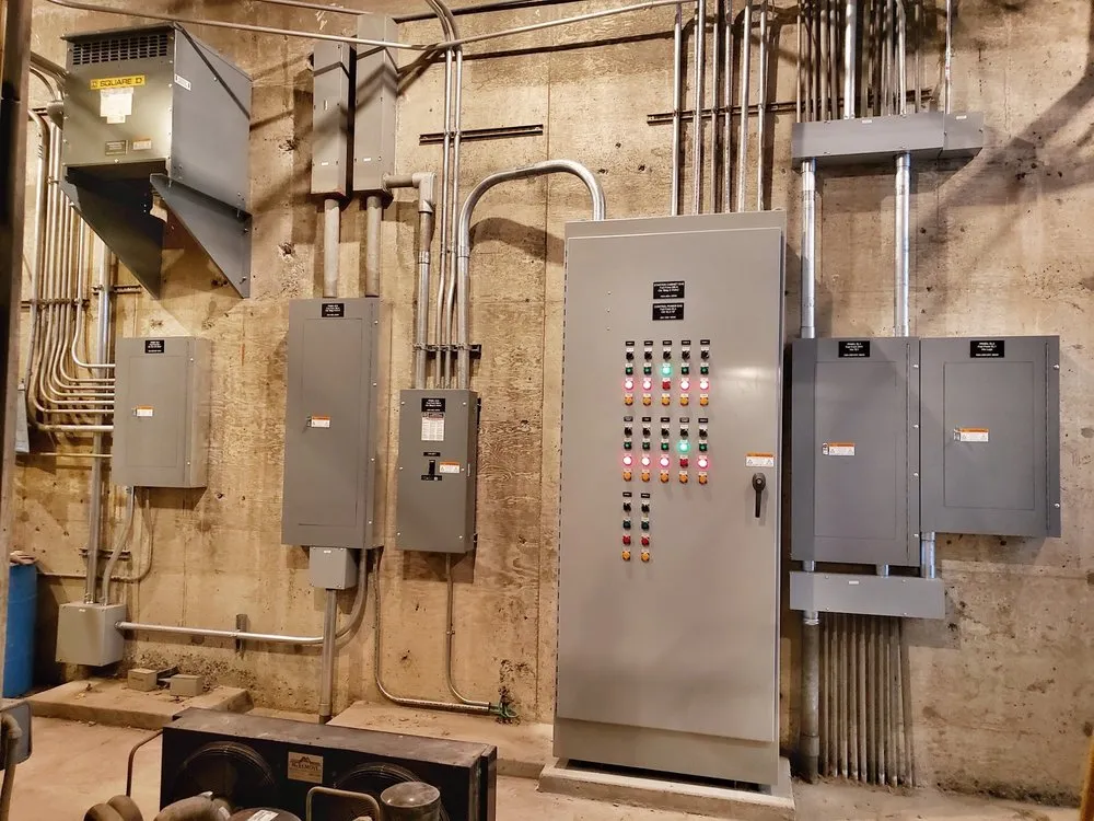 Slide of Solomon Electric and Data