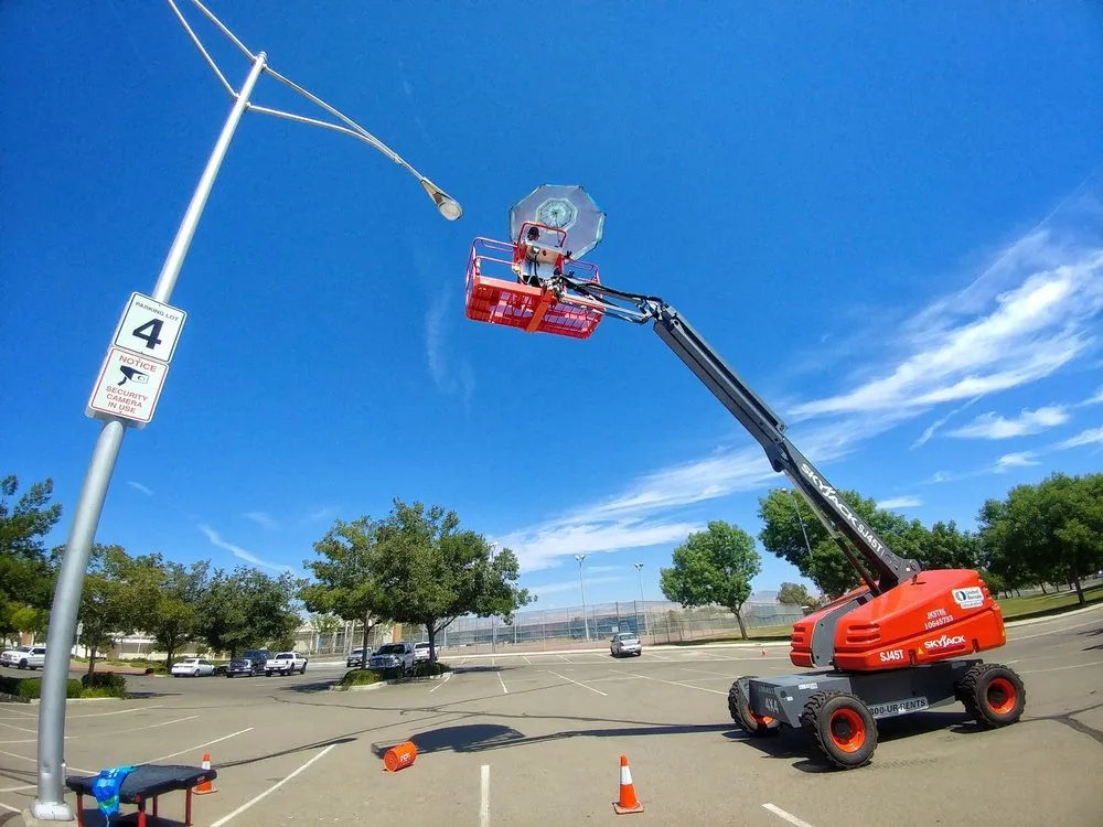 Slide of Solomon Electric and Data