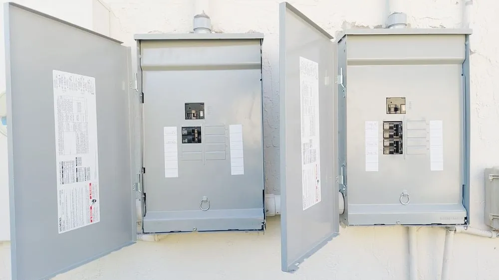 Slide of Solomon Electric