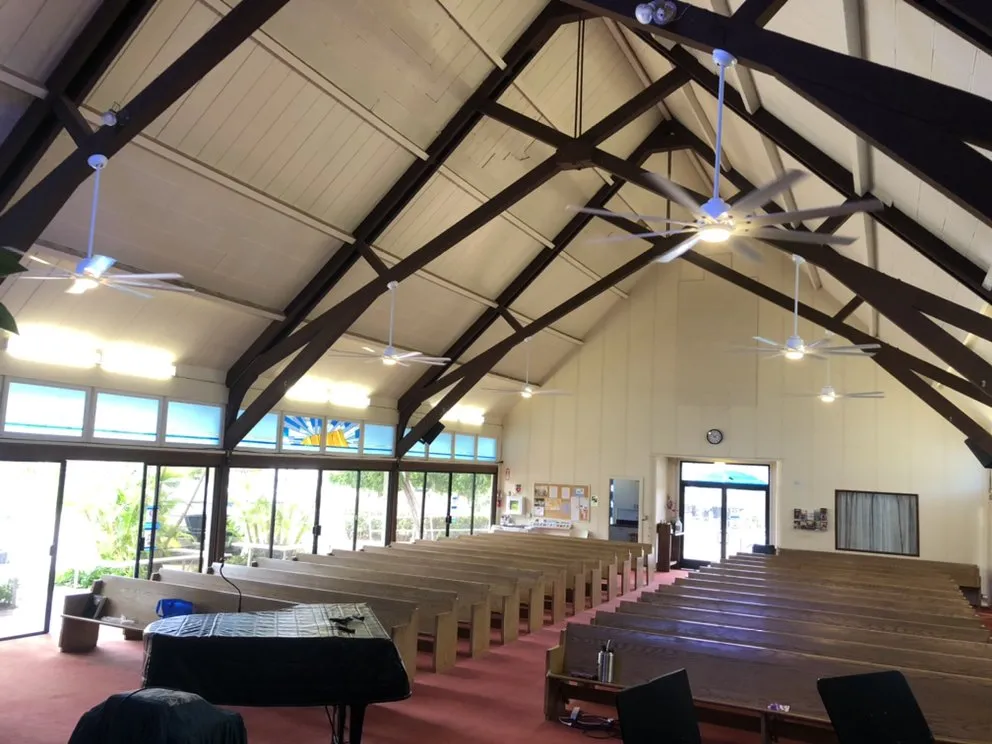 Certified electrician providing lighting installation in , 