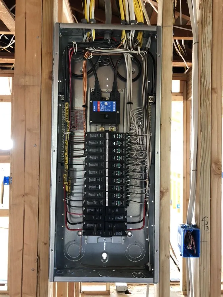 Licensed outlet and switch repair in ,  by Solomon Electric Services