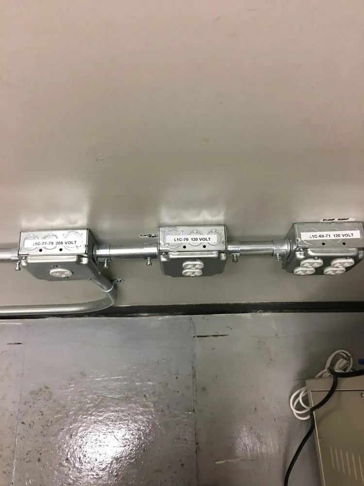 Professional electrical repair experts serving , - Solution Electric Services