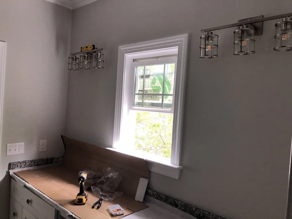 Slide of Son Cao Electric Service