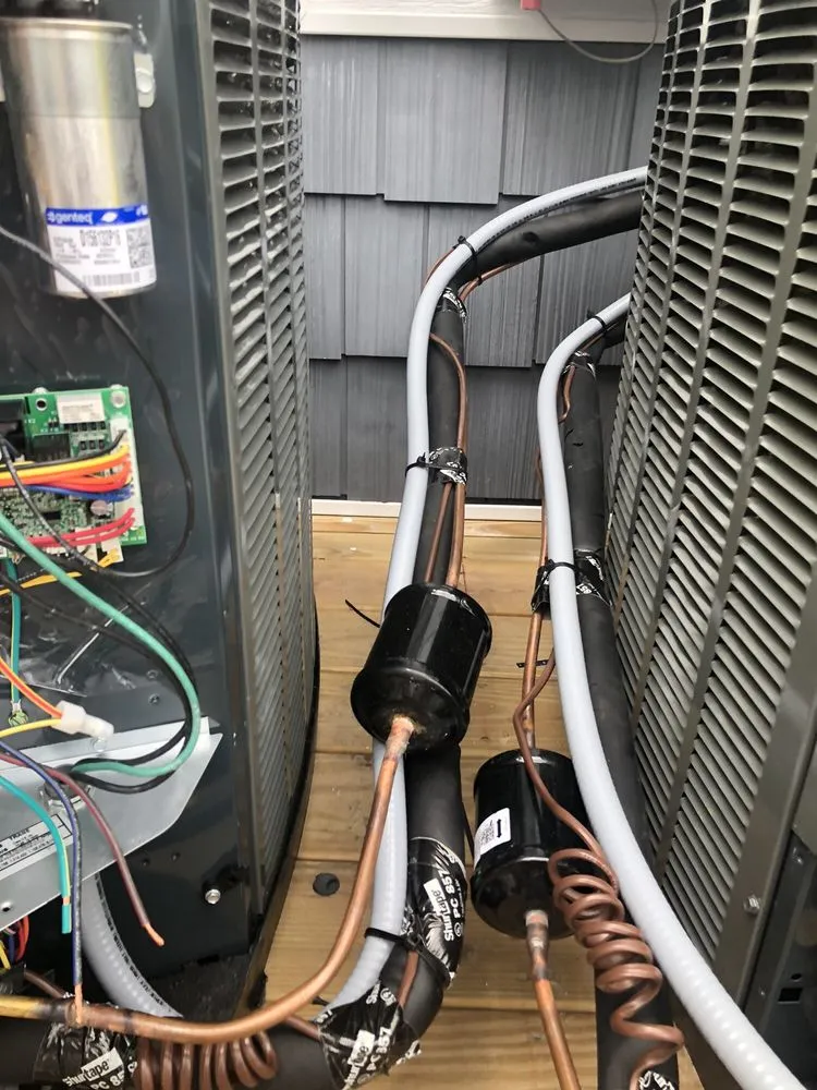 Slide of Son Cao Electric Service