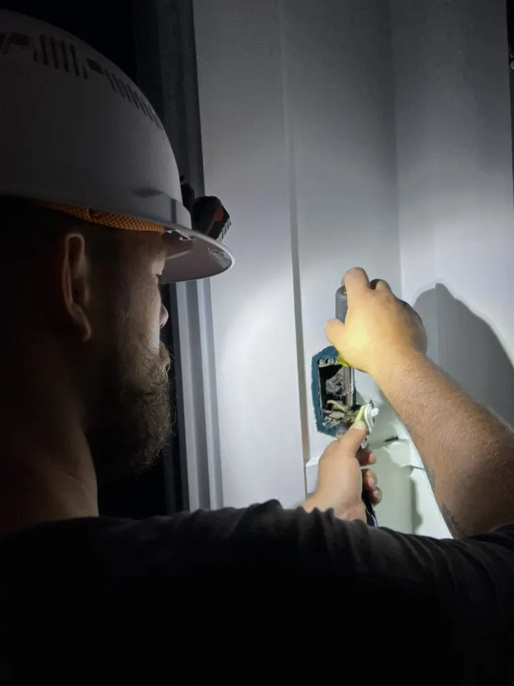 Slide of Sonniers Electrical Services