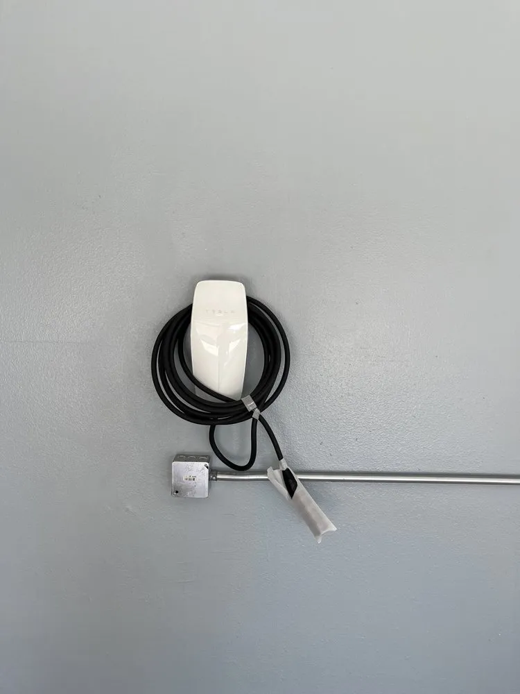 Slide of Soria Services