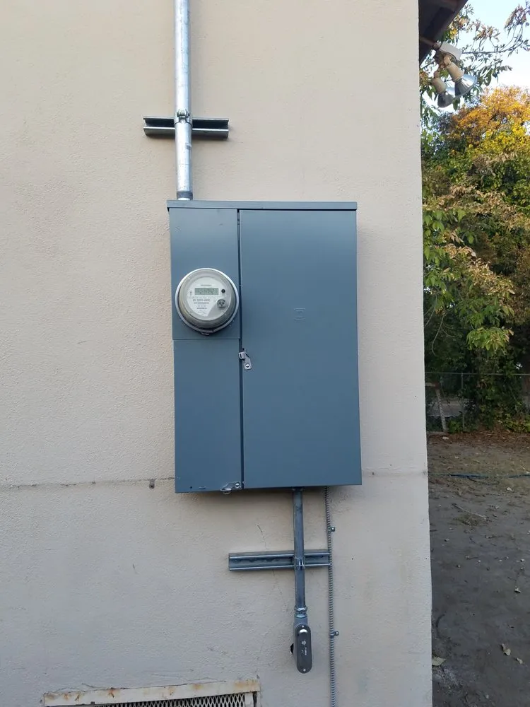 Slide of SOS Electric