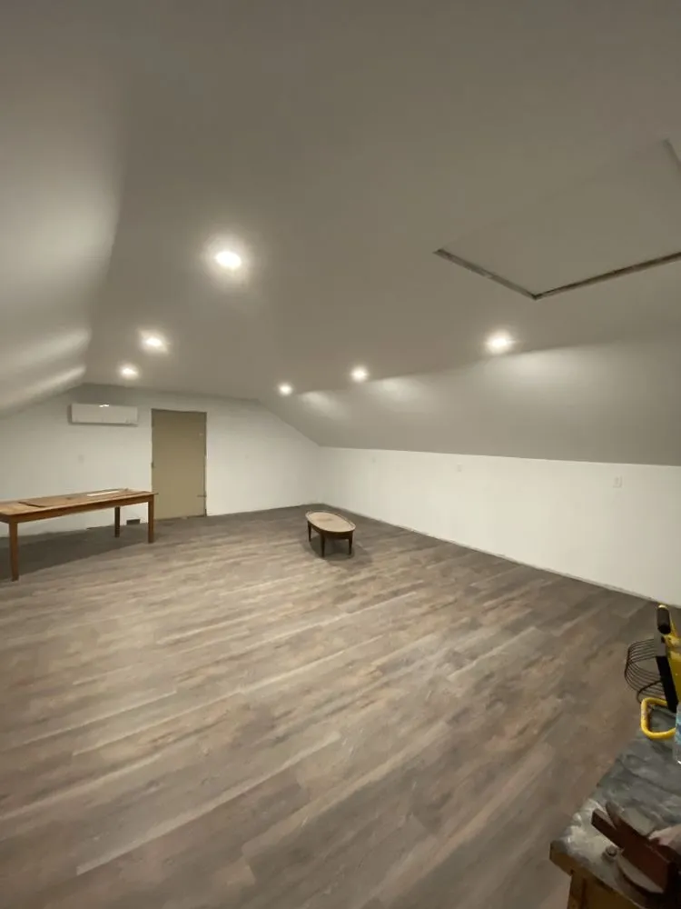 Slide of SOS Electric