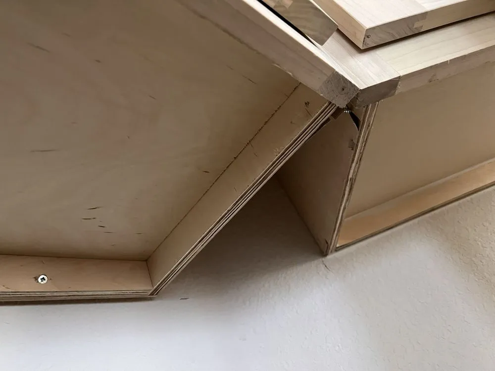 Slide of Sosa Construction