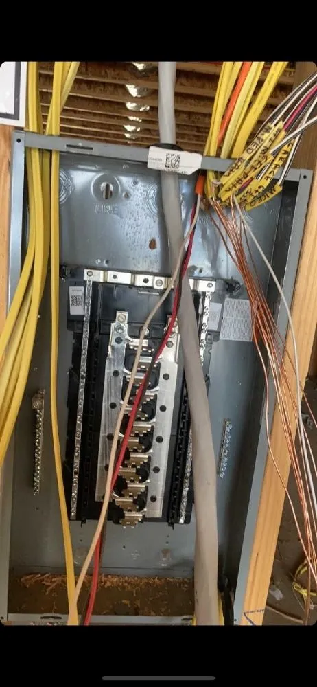 Slide of Sosa Electric Services