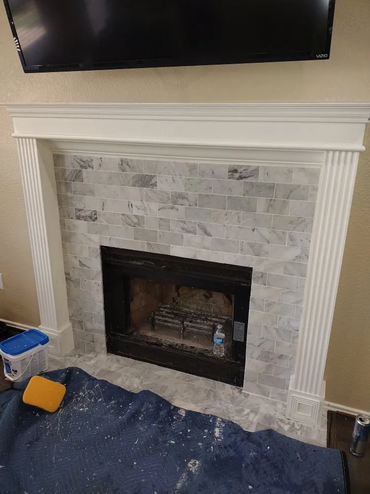 Licensed electrician providing outlet and switch repair in , 