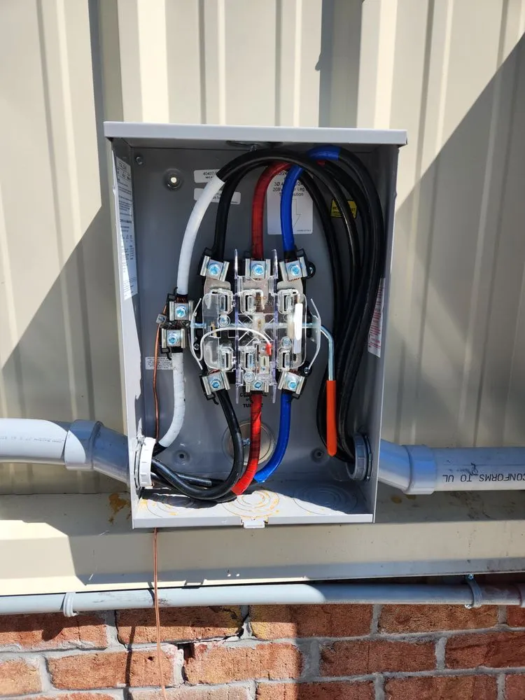 Slide of Soundside Electric