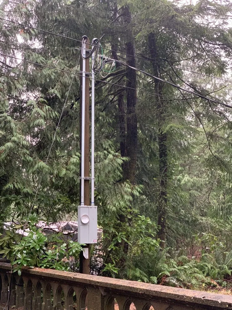 Slide of Source Electric