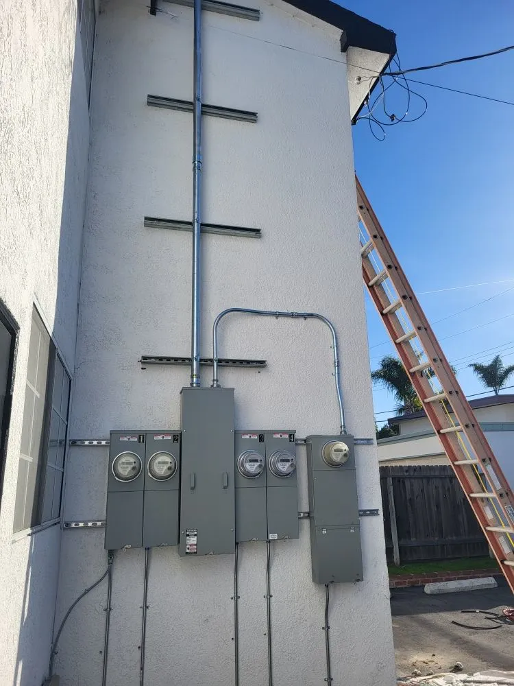 Professional circuit breaker repair experts serving Harbor City, CA - South Bay Electric Company