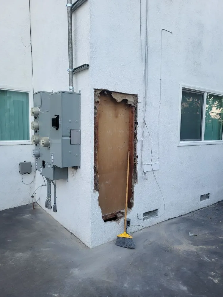 Expert emergency electrical service in Harbor City, CA by South Bay Electric Company