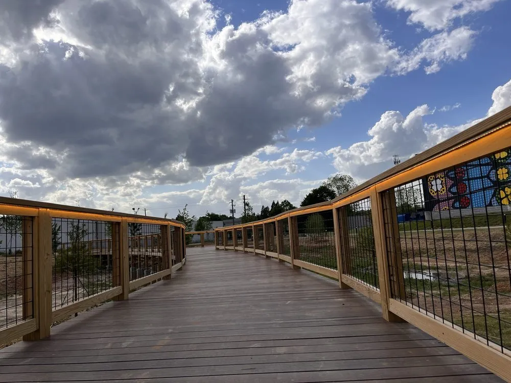 Slide of South Electric Technologies