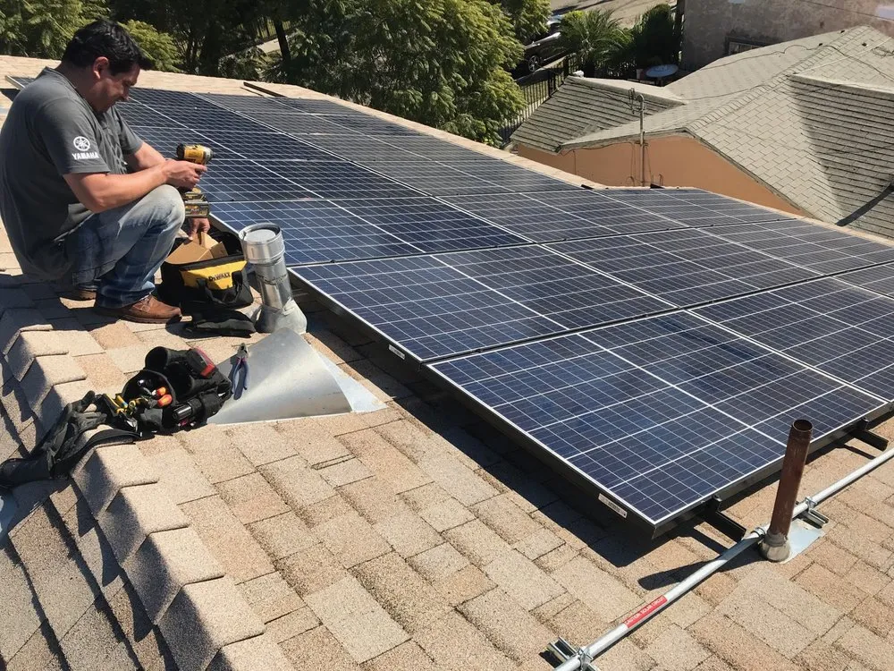 Certified outlet and switch repair service in Sunland, CA - Southbay NRG