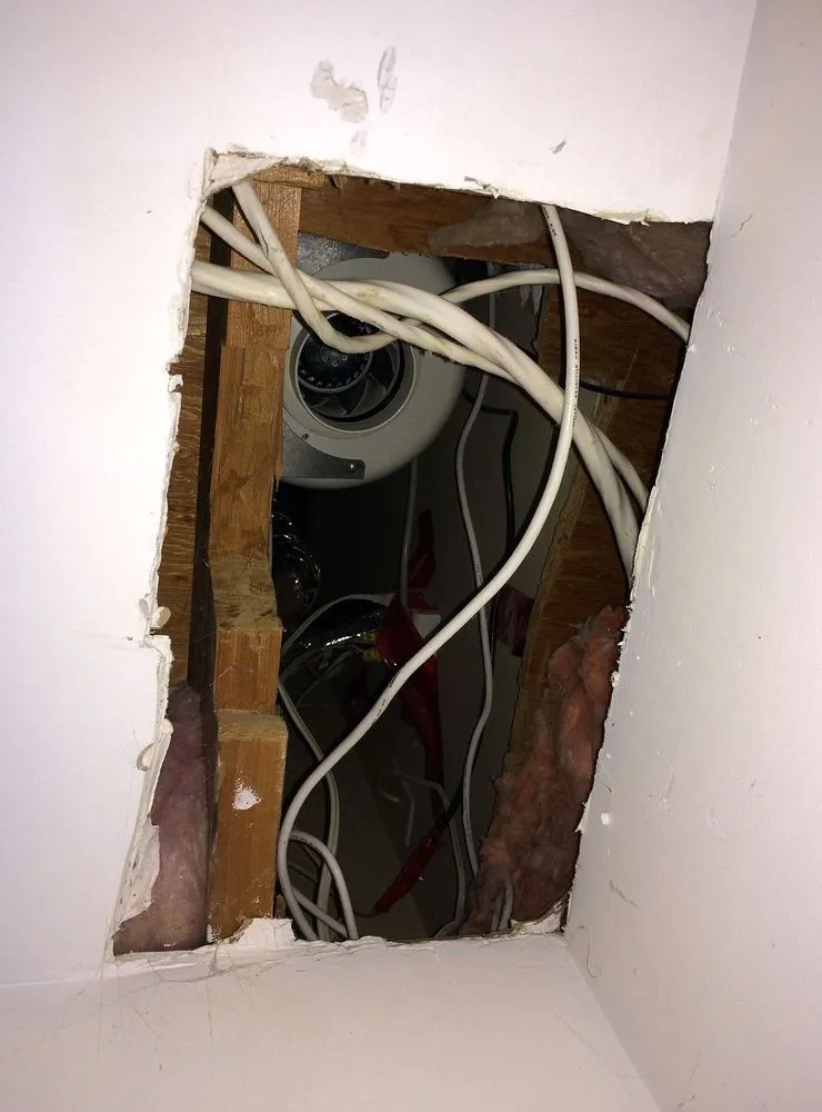Licensed outlet and switch repair service in , - Southchase Electric
