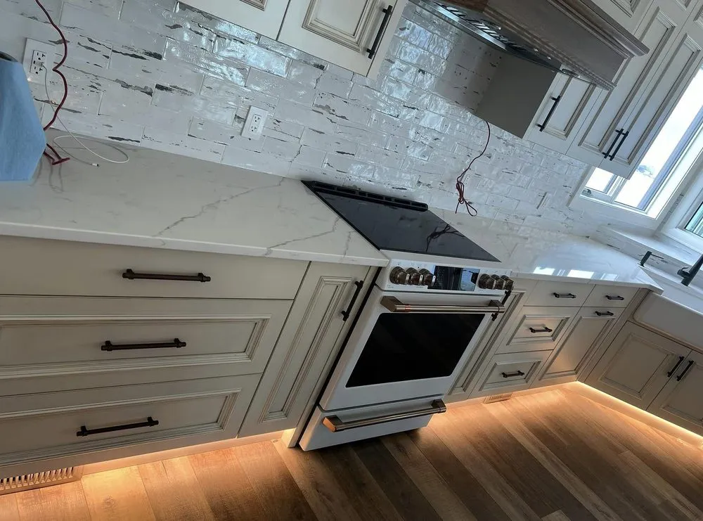 Certified electrician providing lighting installation in ,