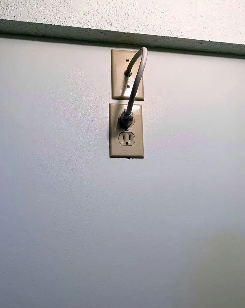 Trusted outlet and switch repair experts serving ,  - Southeast Portland Electric