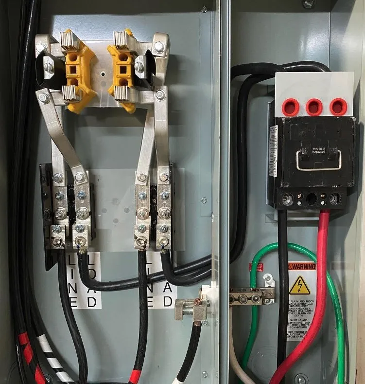 Affordable outlet and switch repair in Rowland Heights, CA by Southern California Electrician