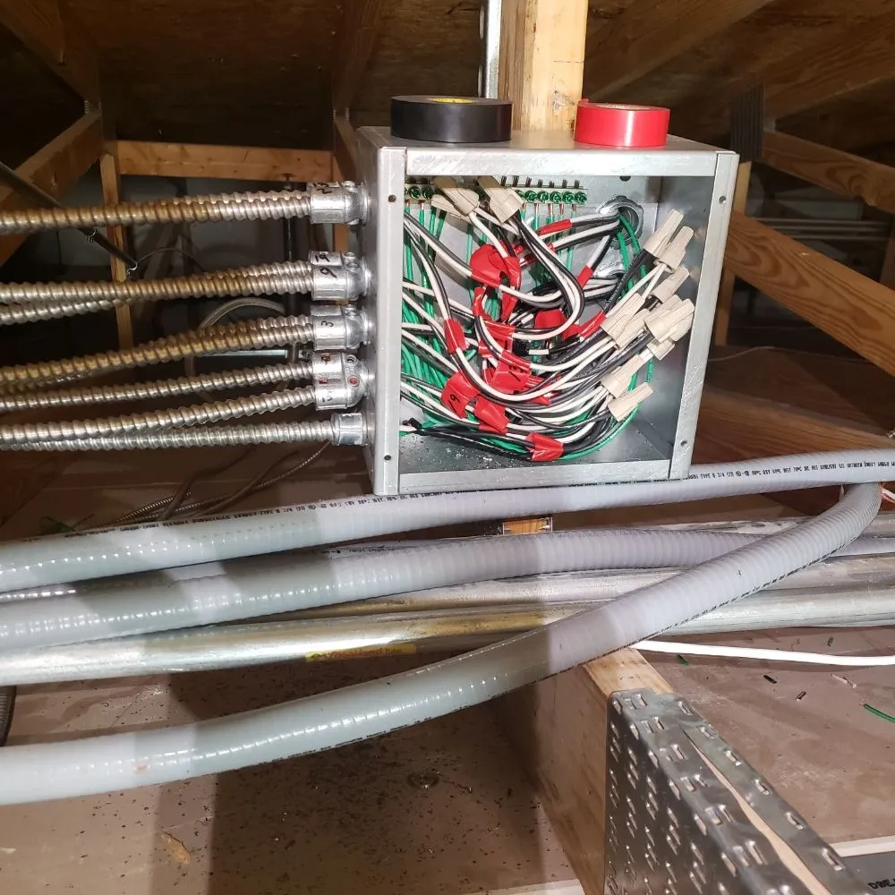 Slide of Southern Custom Electrical