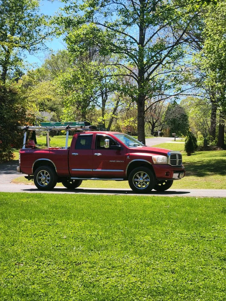 Slide of Southern Custom Electrical