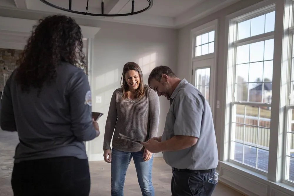 Trusted electrician providing circuit breaker repair in , 