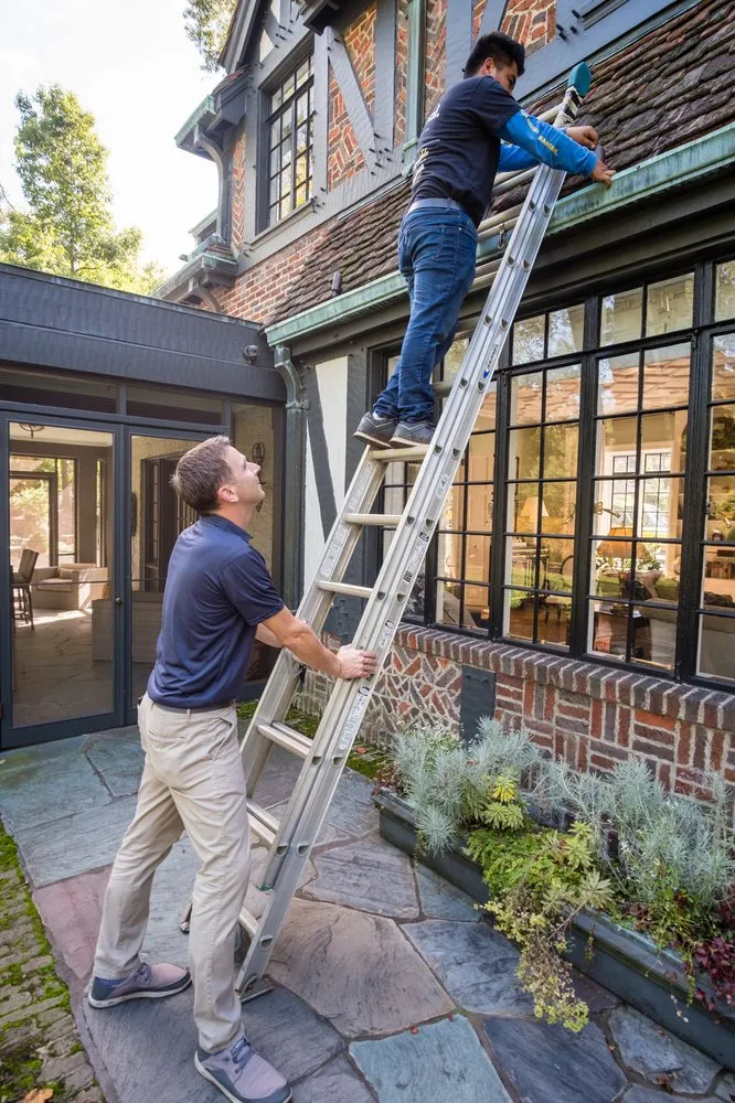 Slide of Southern Lights Outdoor Lighting & Audio