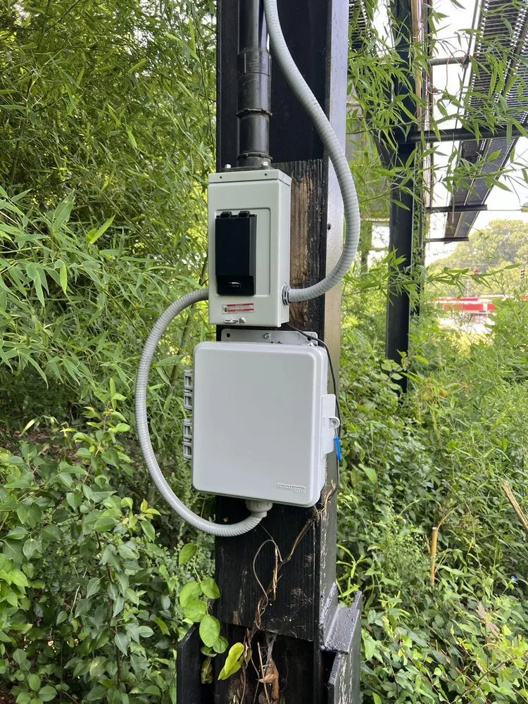 Slide of Southern Signs & Lighting Maintenance