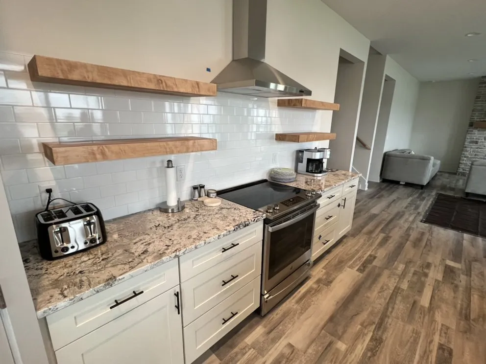 Slide of Southern Wind Electrical