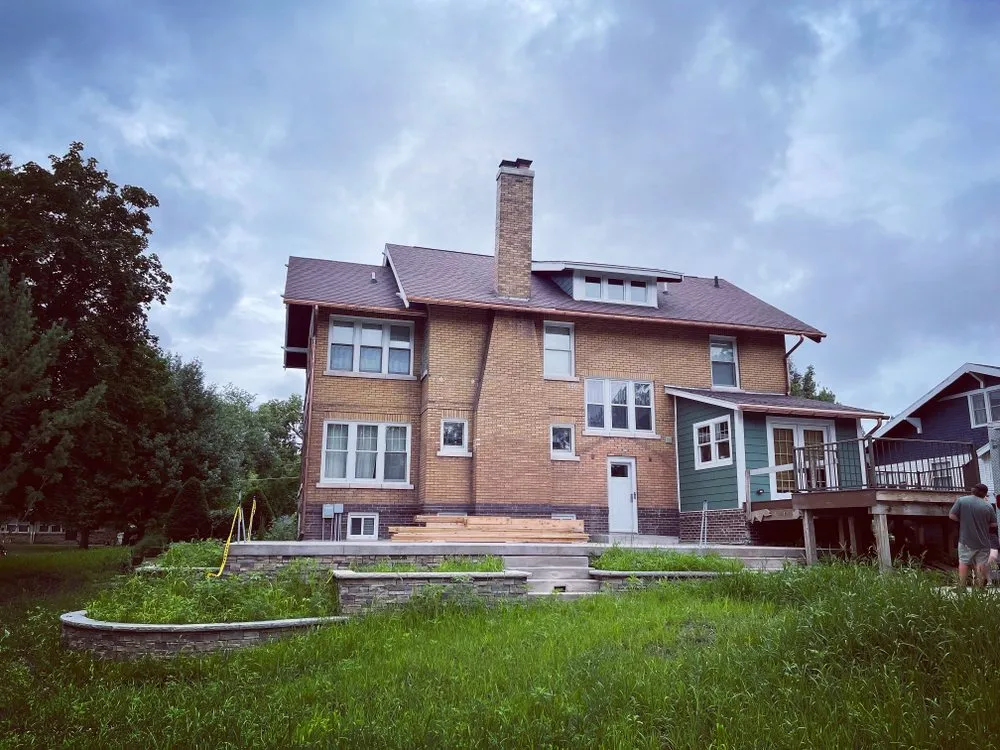 Slide of Southern Wind Electrical