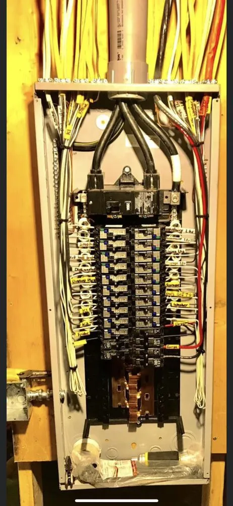 Slide of Southern Wind Electrical